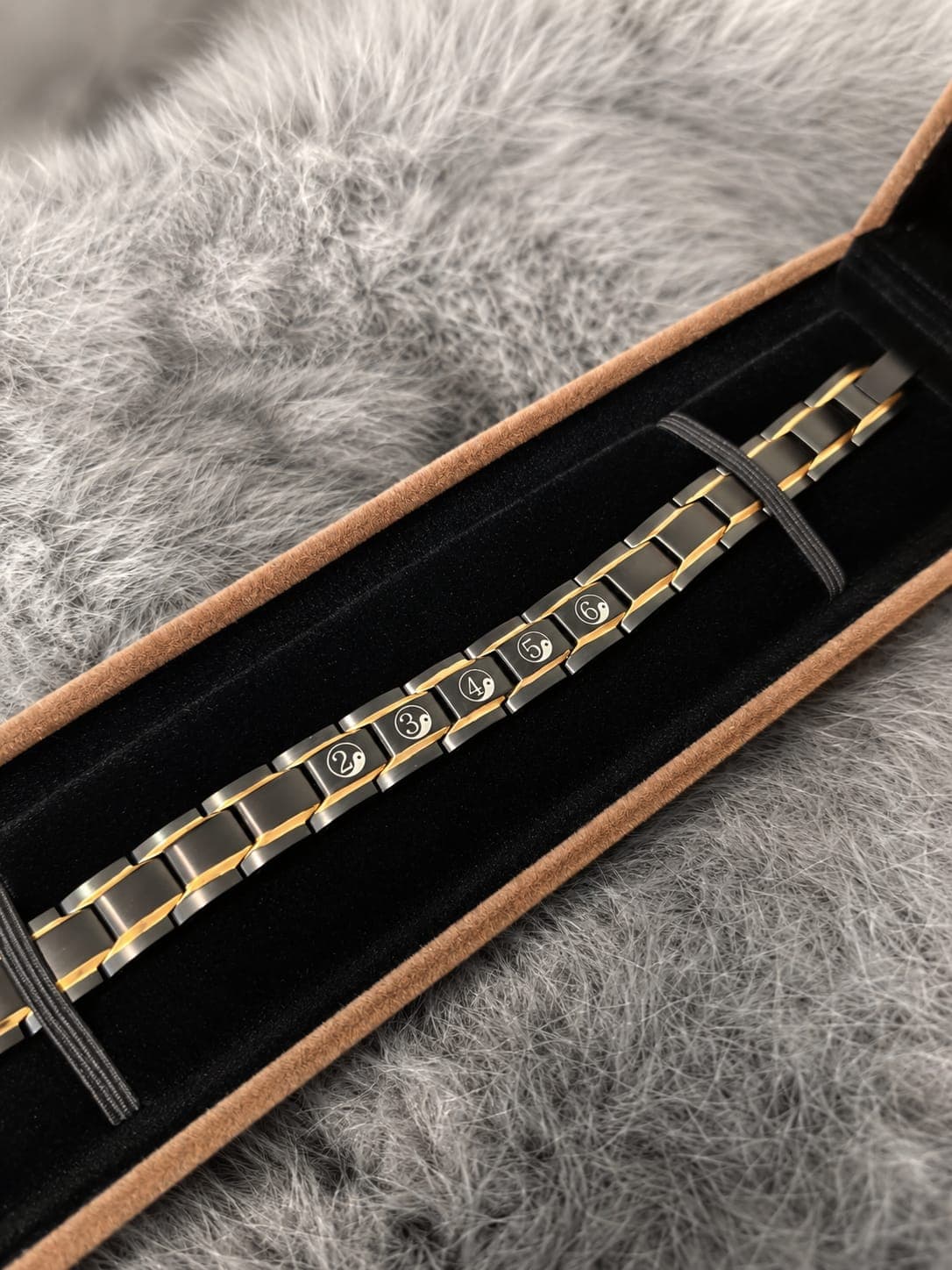 Timeless Prosperity bracelet, view 2