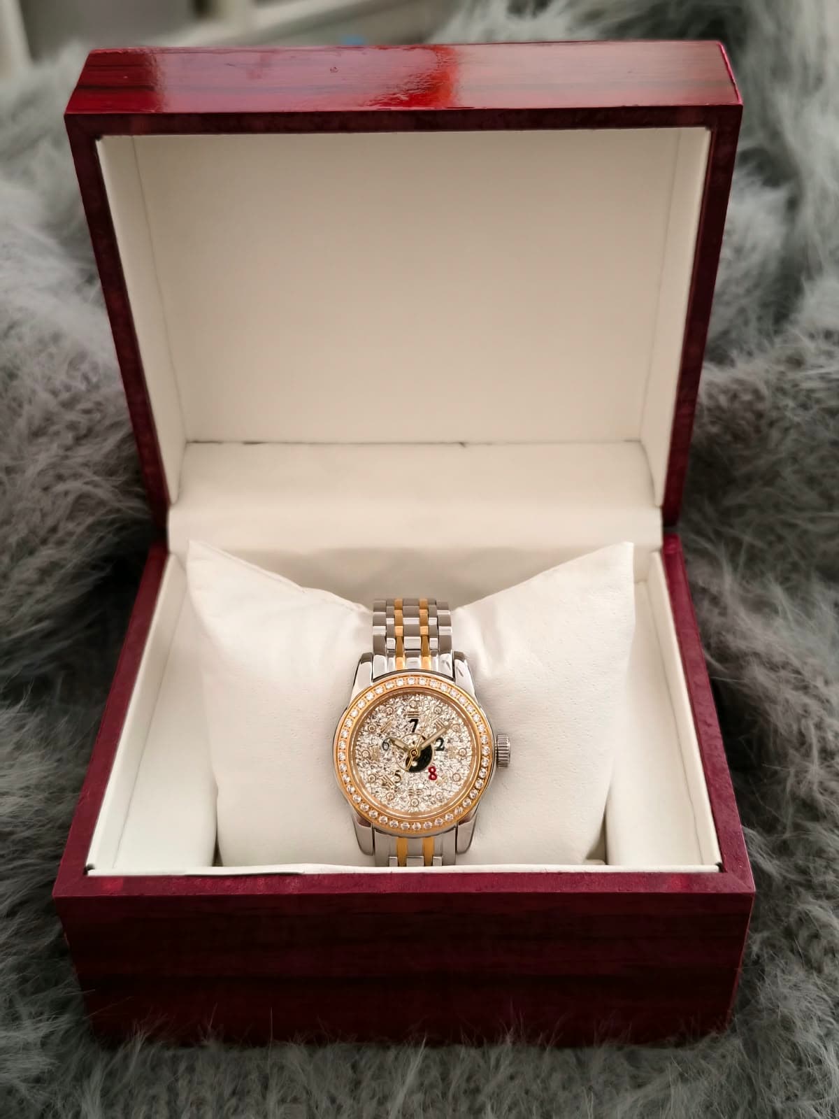 Éclat 28 watch, view 1